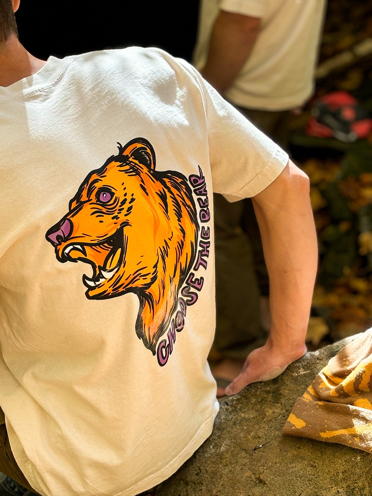 Choose The Bear - T-shirt